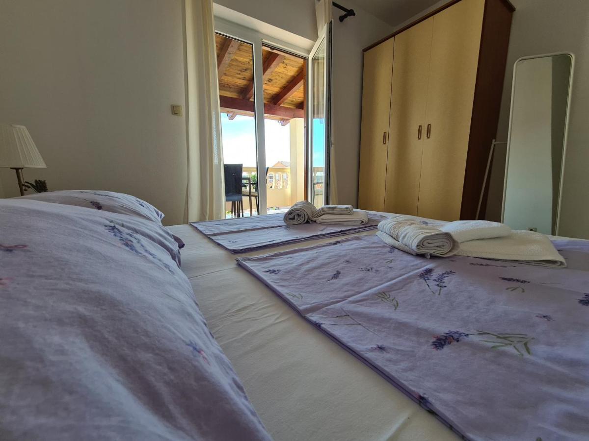 Apartman Karmen Barbat na Rabu Экстерьер фото