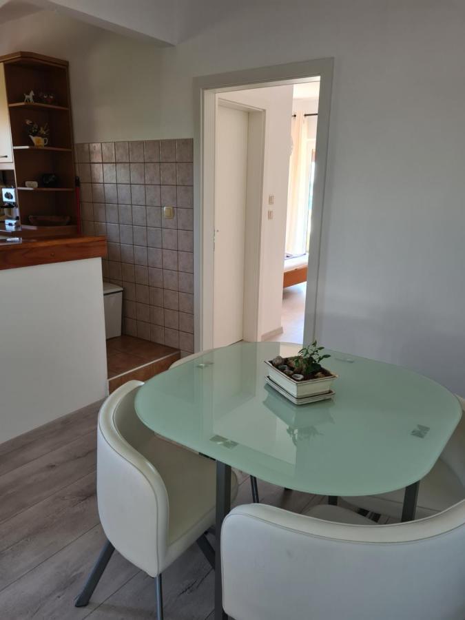 Apartman Karmen Barbat na Rabu Экстерьер фото
