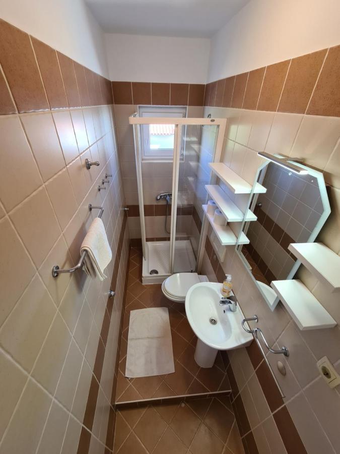 Apartman Karmen Barbat na Rabu Экстерьер фото